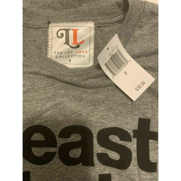 The Let Love Collection Soft Graphic Quotes T-Shirt Size S - Picture 3 of 6